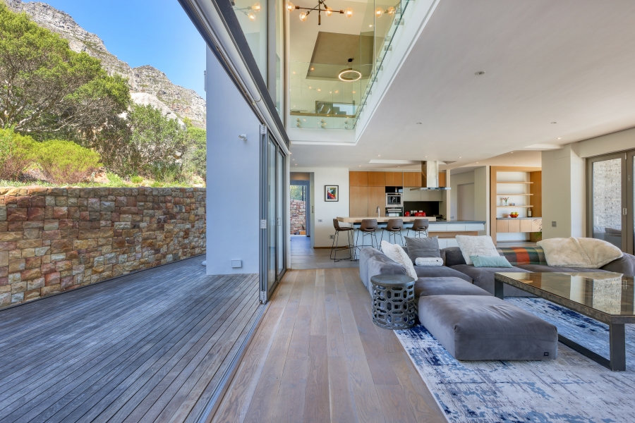 5 Bedroom Property for Sale in Camps Bay Western Cape